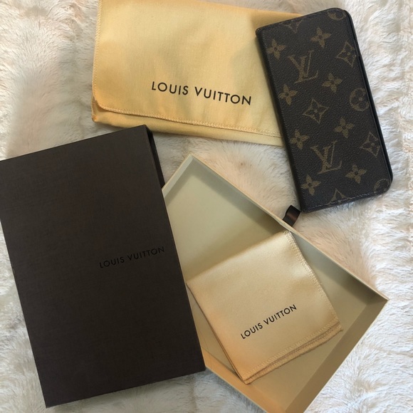 Louis Vuitton Accessories - Louis Vuitton iPhone 7/8 Plus Folio ✨